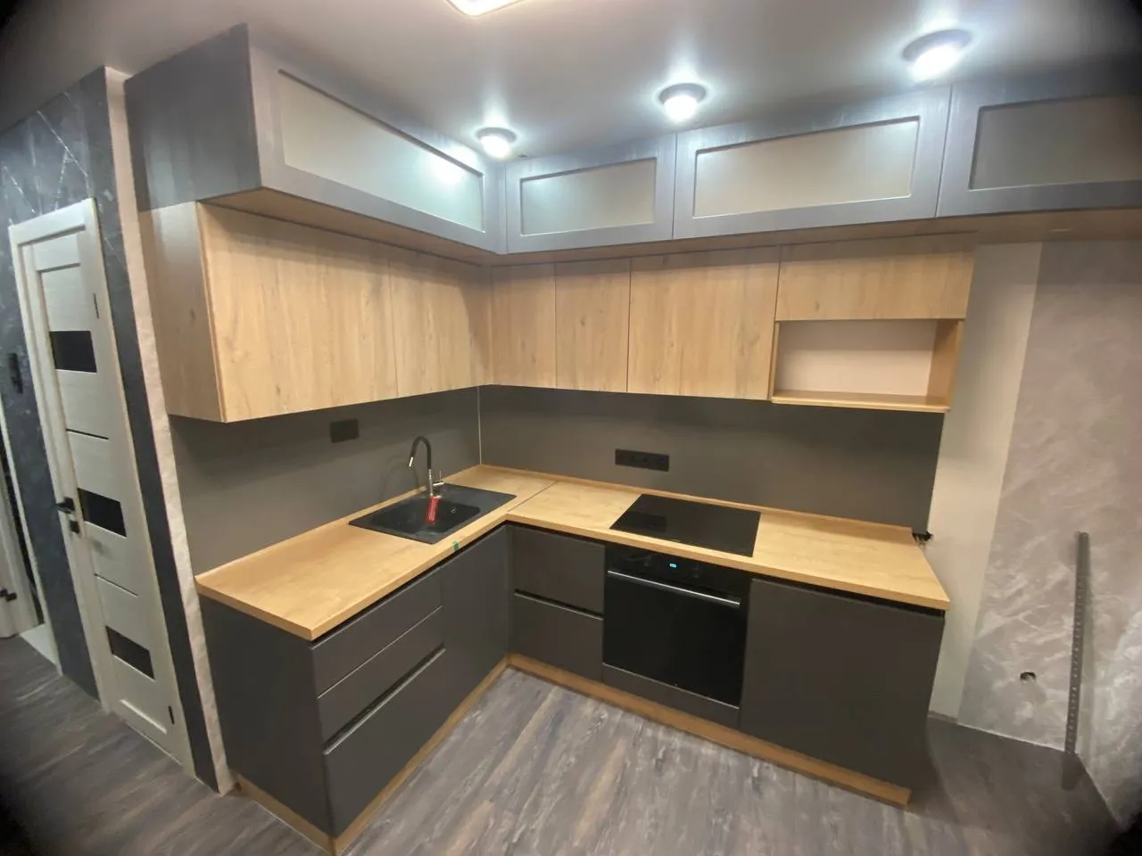 Индивидуальный проект кухня под потолок г.Киселевск